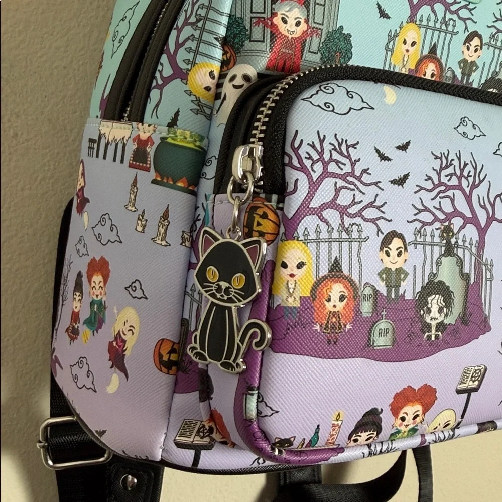 Loungefly x Hocus Pocus Mini Backpack - Picture 2 of 8